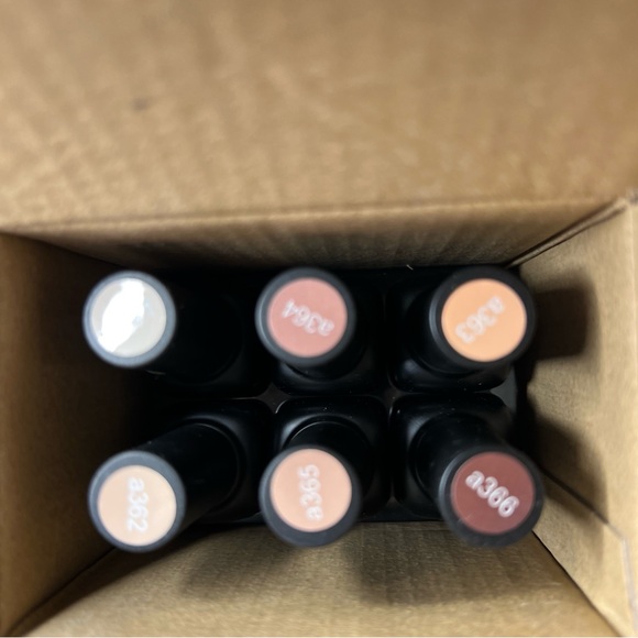 Beetles Gel Polish Kit - Skin Tones colors. - Picture 3 of 5